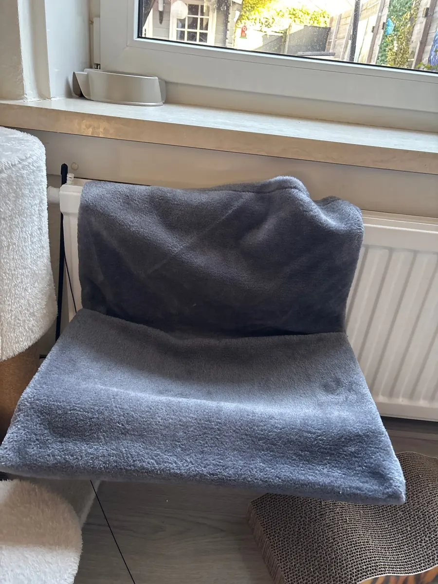 Hamac de radiateur en situation, photo envoyée par Sophie S.